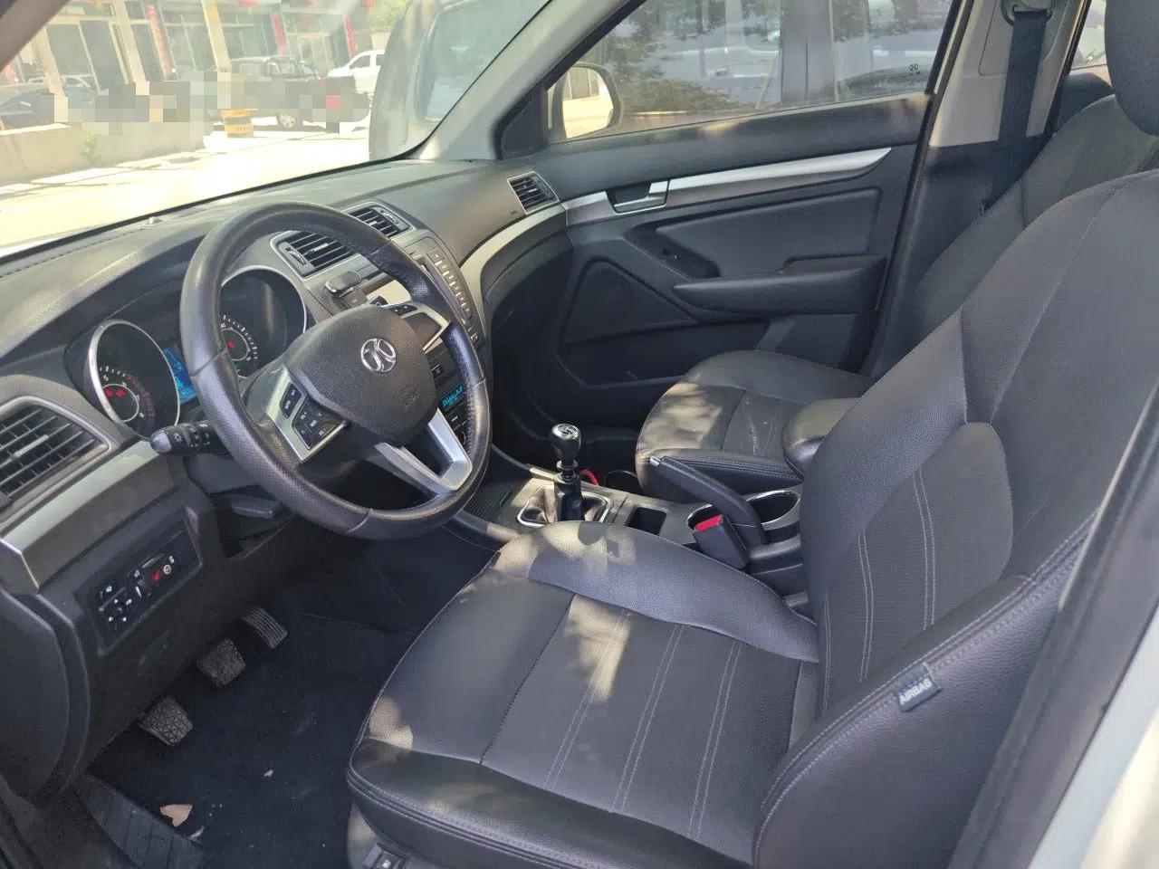 BAIC Senova X65 2015 2.0T Manual Luxury Edition — миниатюра 15