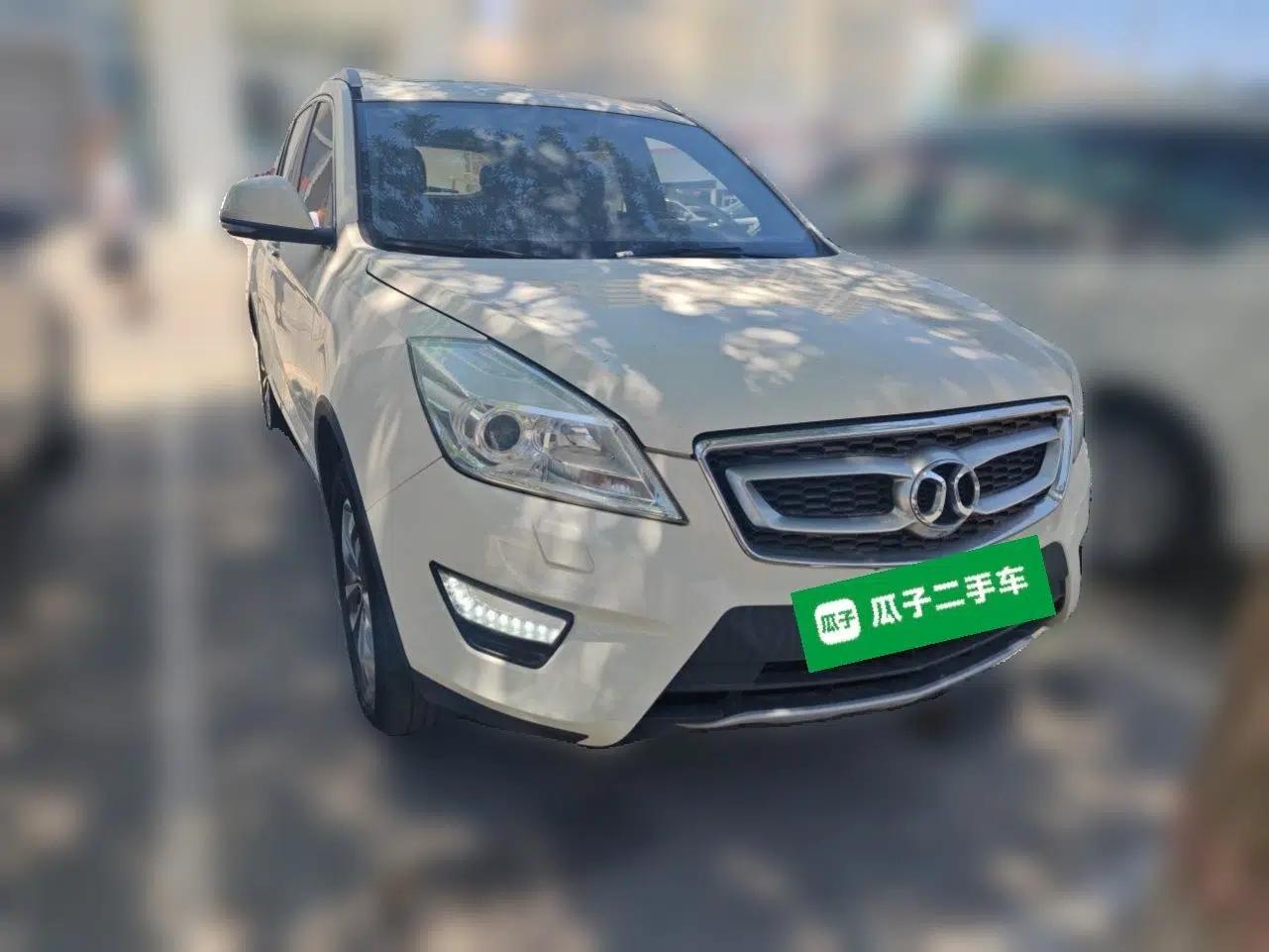 BAIC Senova X65 2015 2.0T Manual Luxury Edition — миниатюра 3