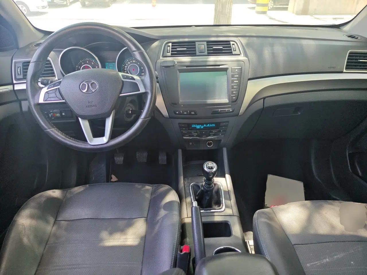 BAIC Senova X65 2015 2.0T Manual Luxury Edition — миниатюра 9
