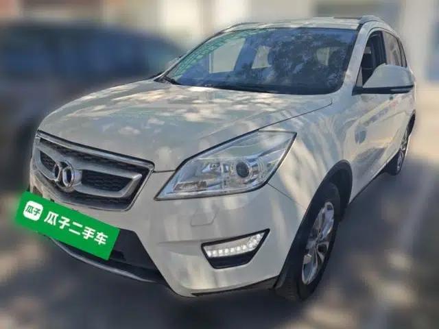 BAIC Senova X65 2015 2.0T Manual Luxury Edition