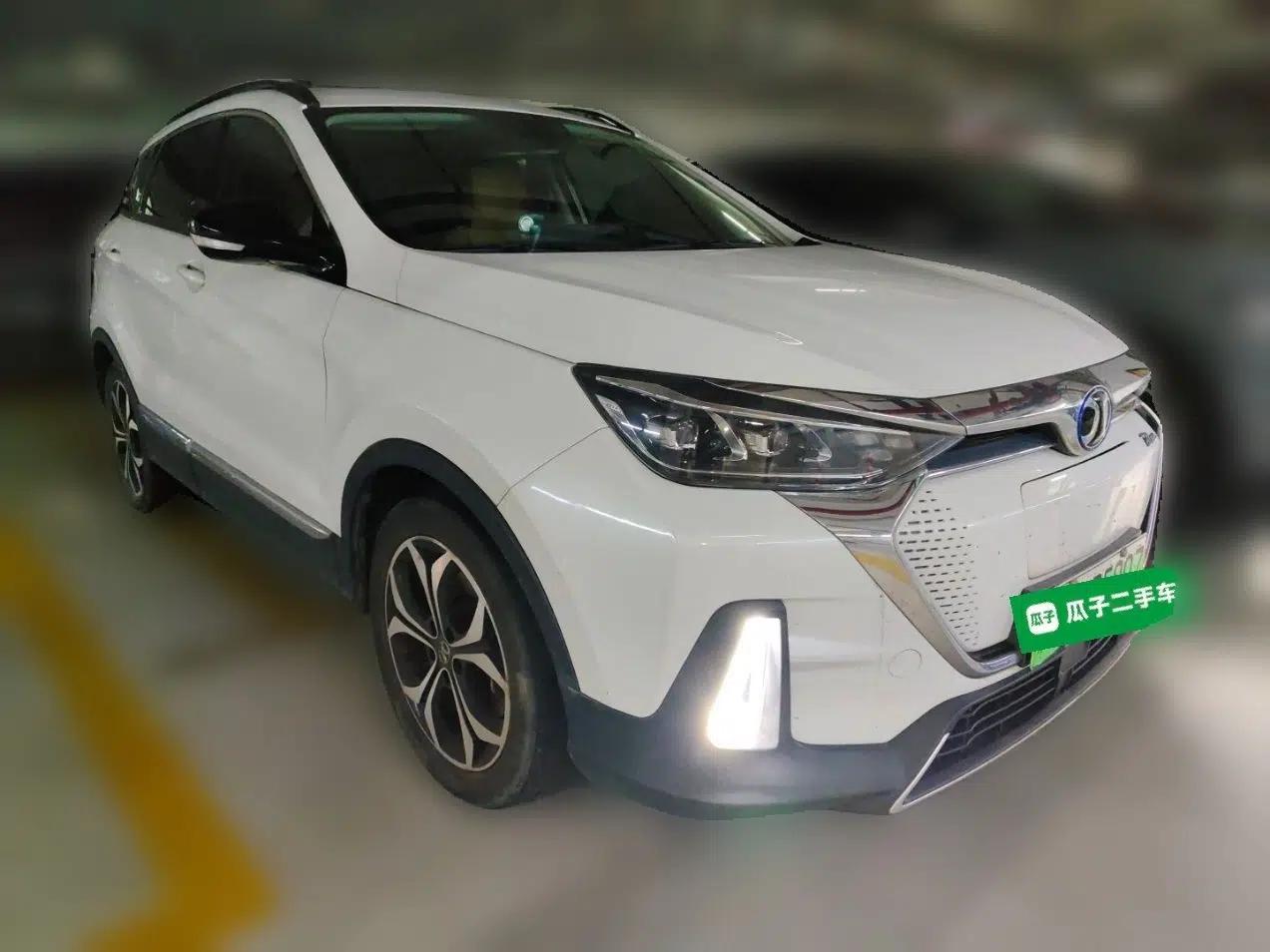 BAIC Beijing EX5 2019 Enjoyment Edition — миниатюра 3