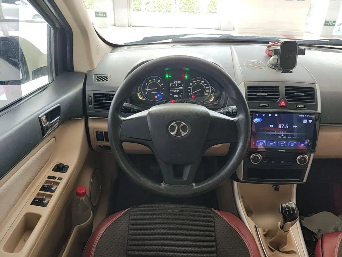BAIC Senova D20 2015 Hatchback 1.5L Manual Lotte Edition — миниатюра 13
