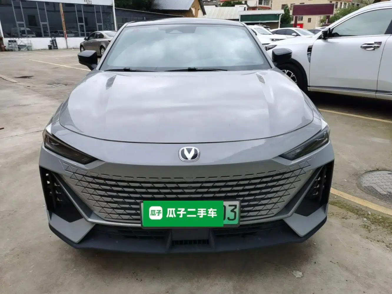 CHANGAN UNI-V iDD 2023 ZhiDian iDD 1.5T 113km ZhiKu Model — миниатюра 2