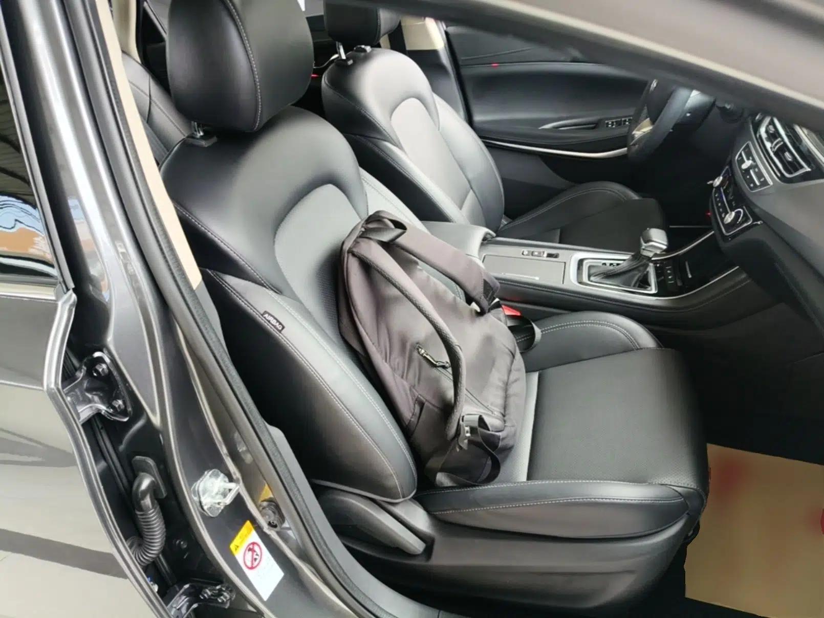 CHANGAN Ruicheng CC 2021 Blue Whale Edition 1.5T DCT Prestige Model — миниатюра 19