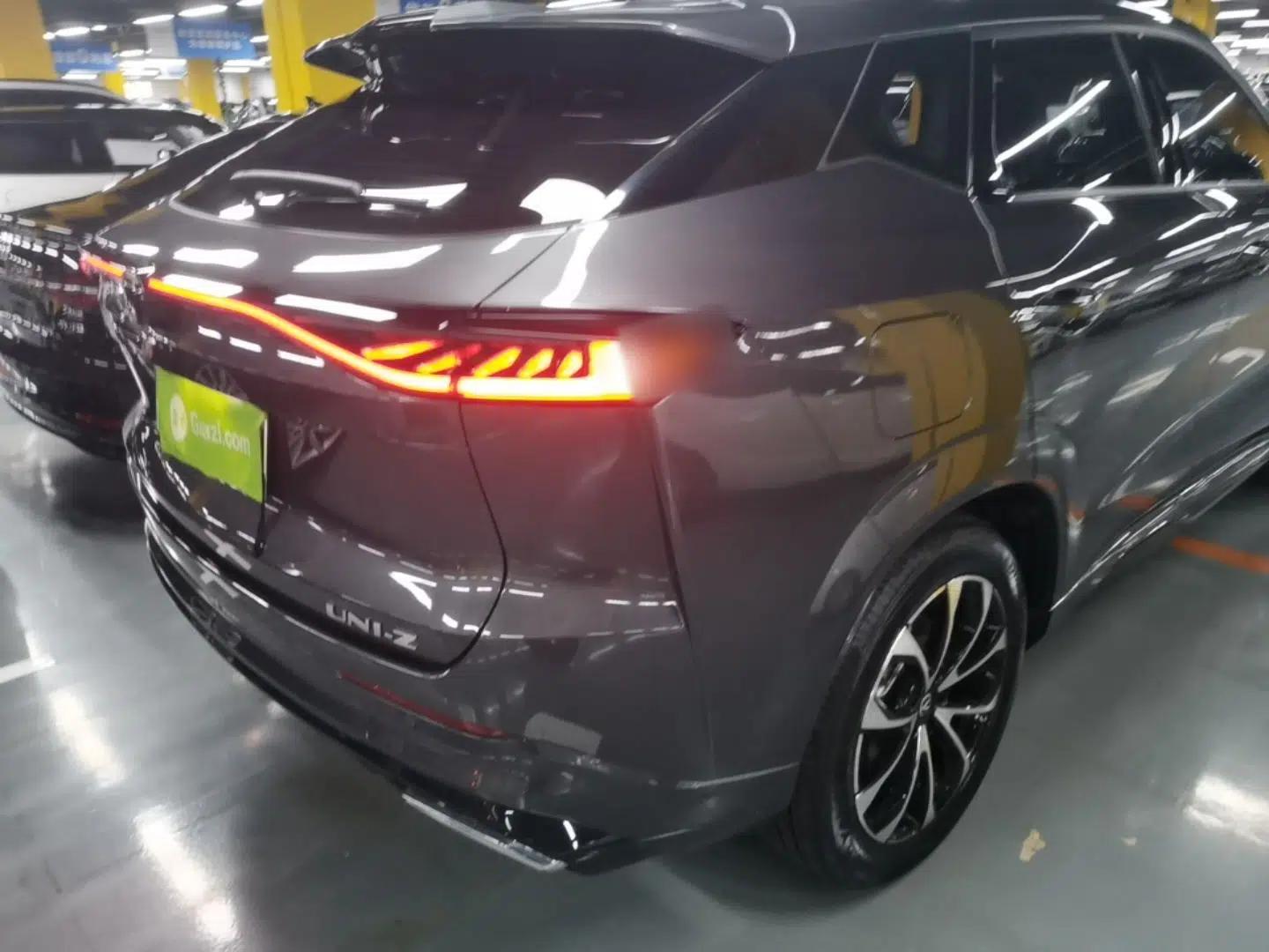 CHANGAN UNI-Z New Energy 2024 Blue Whale Smart Electric iDD 125km Beyond Edition — миниатюра 9