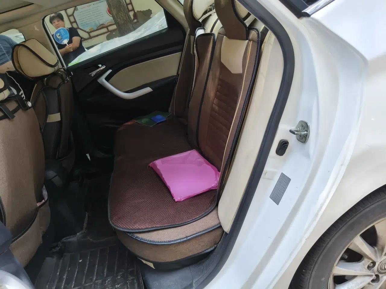 CHANGAN Alsvin V7 2015 1.6L Automatic Enjoyment Model China V Standard — миниатюра 17
