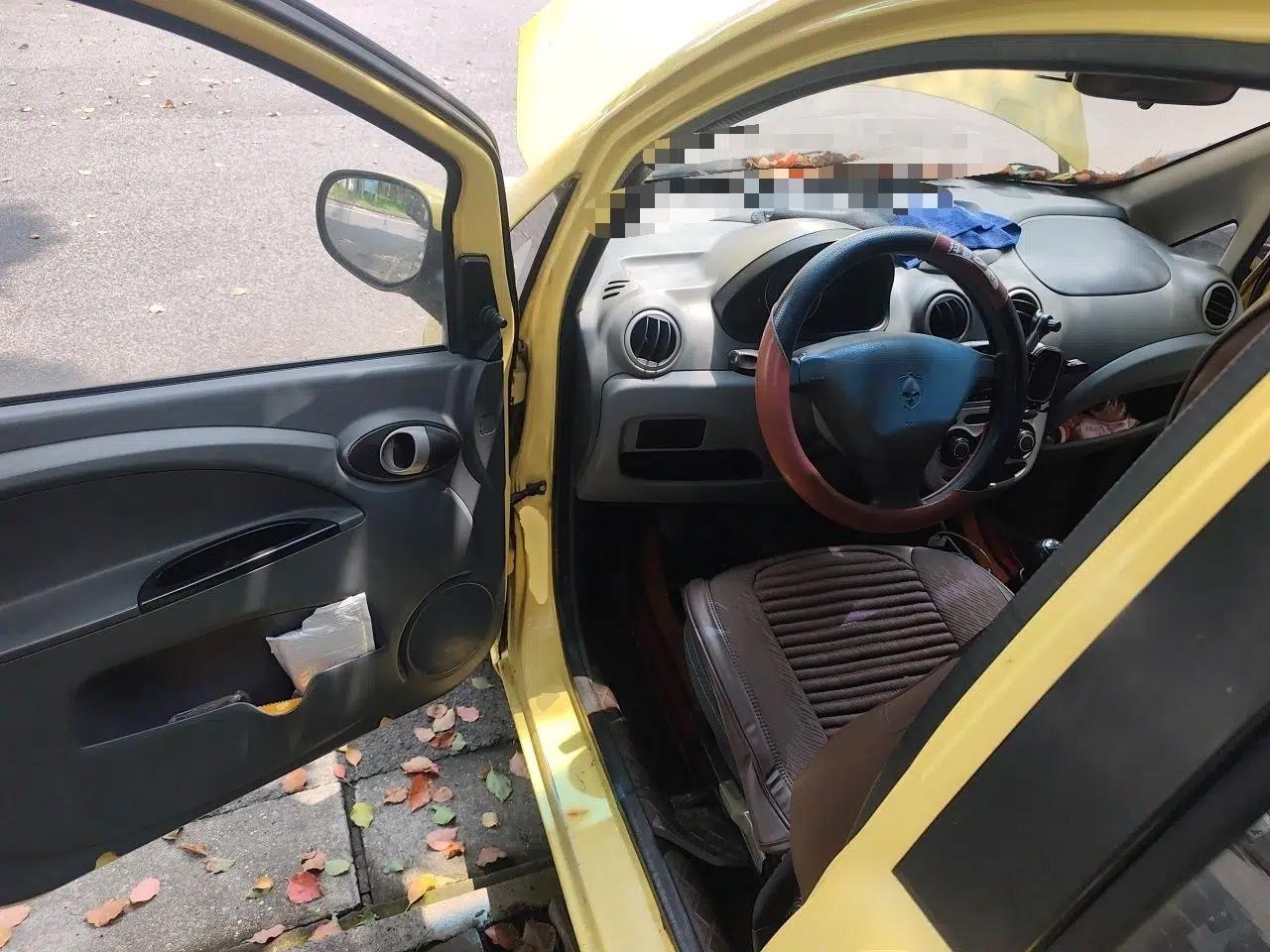 CHANGAN Benni mini 2011 1.0L IMT Comfort Edition — миниатюра 16