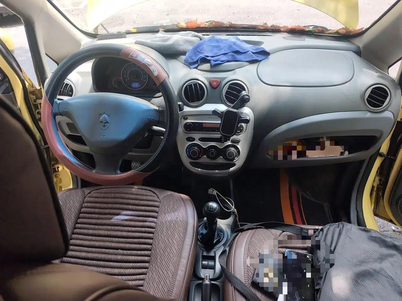CHANGAN Benni mini 2011 1.0L IMT Comfort Edition — миниатюра 9