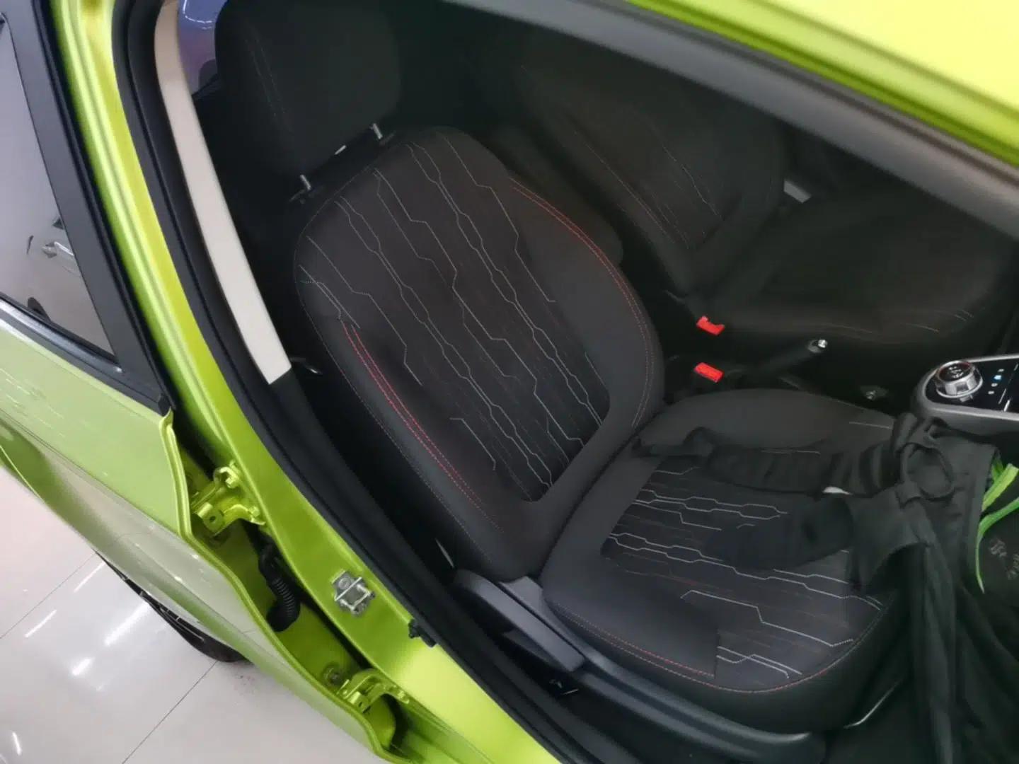 CHANGAN Benni EV 2019 EV360 Standard Model — миниатюра 19
