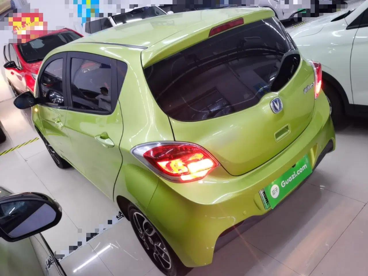 CHANGAN Benni EV 2019 EV360 Standard Model — миниатюра 4