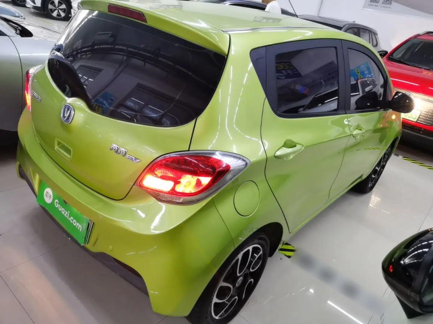 CHANGAN Benni EV 2019 EV360 Standard Model — миниатюра 6