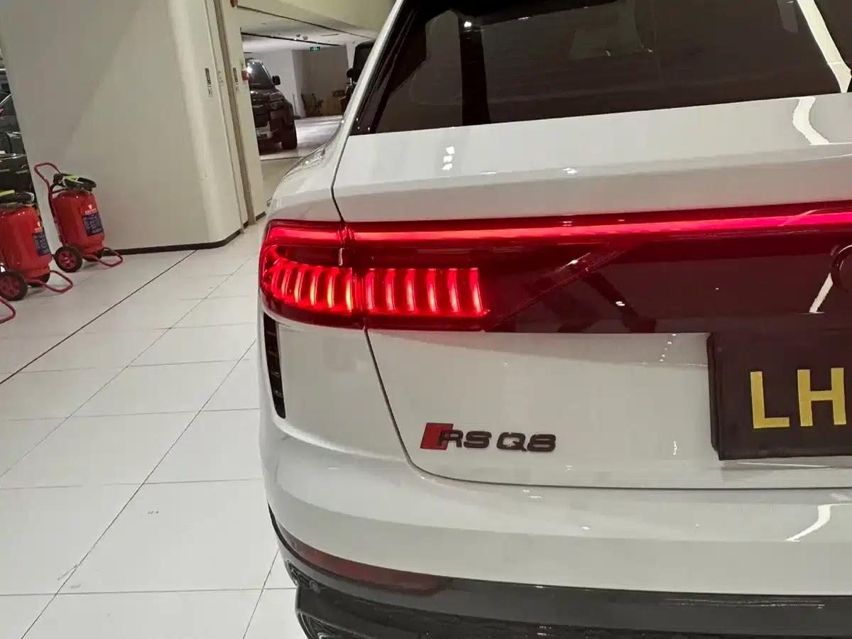2021 Audi RS Q8 4.0T — миниатюра 8