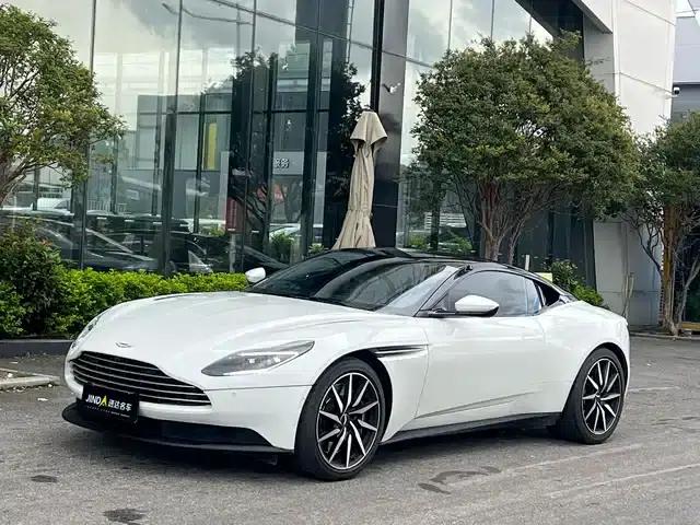 Aston Martin DB11 2020 4.0T V8 Coupe