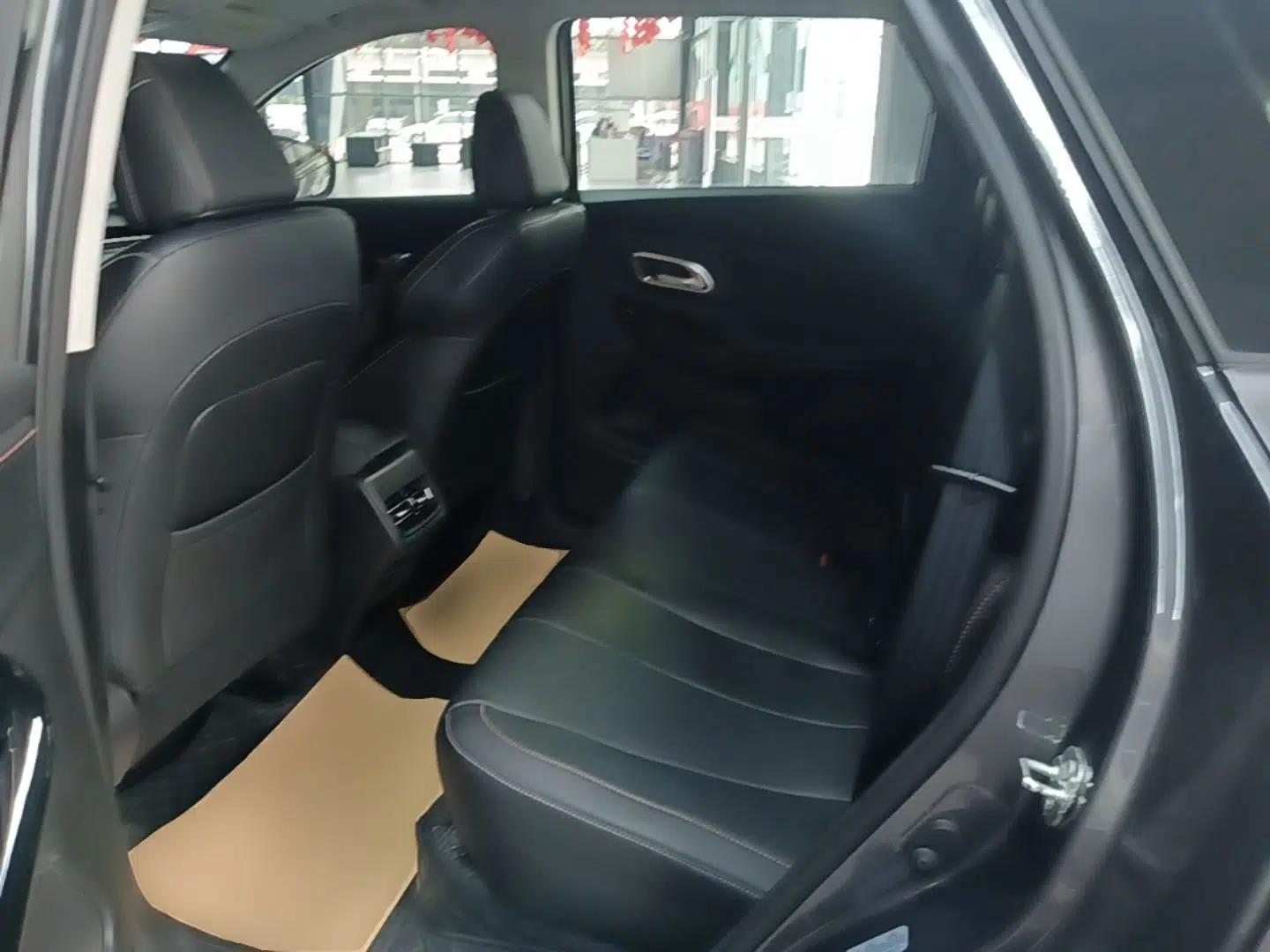 CHANGAN OSHAN X7 PLUS 2022 1.5T Blue Whale Edition Automatic Prestige Version — миниатюра 25