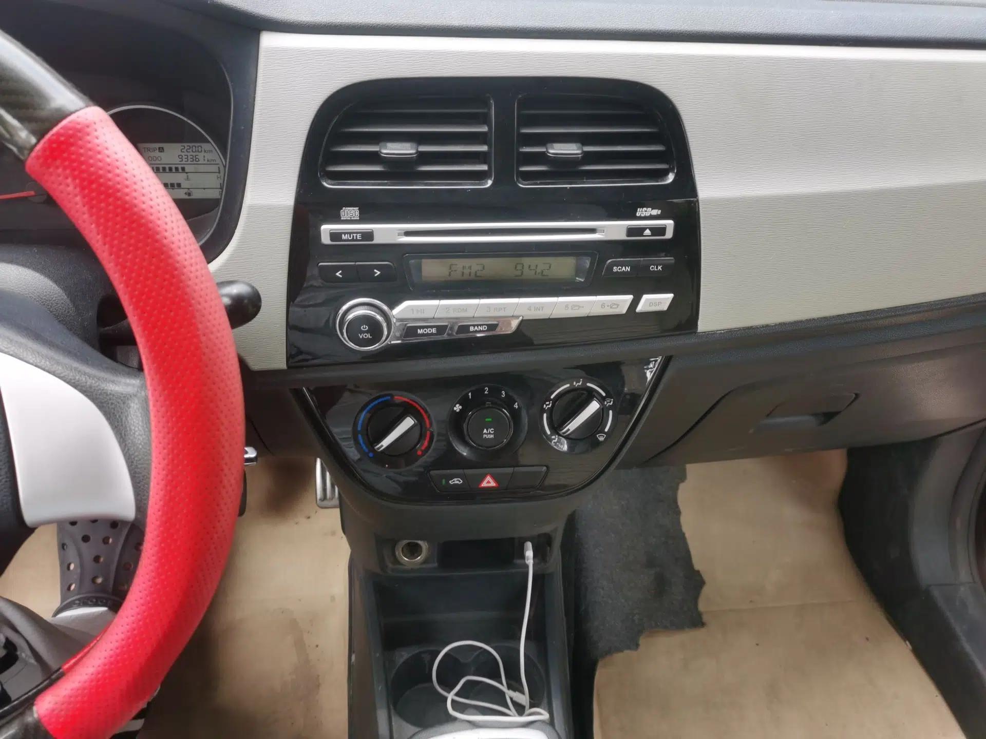 CHANGAN OSHAN Olisway 2013 1.2L Manual Elite Model — миниатюра 13