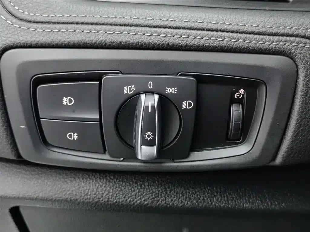 2016 BMW 2 Series Gran Tourer 218i Sport Design Package — миниатюра 21