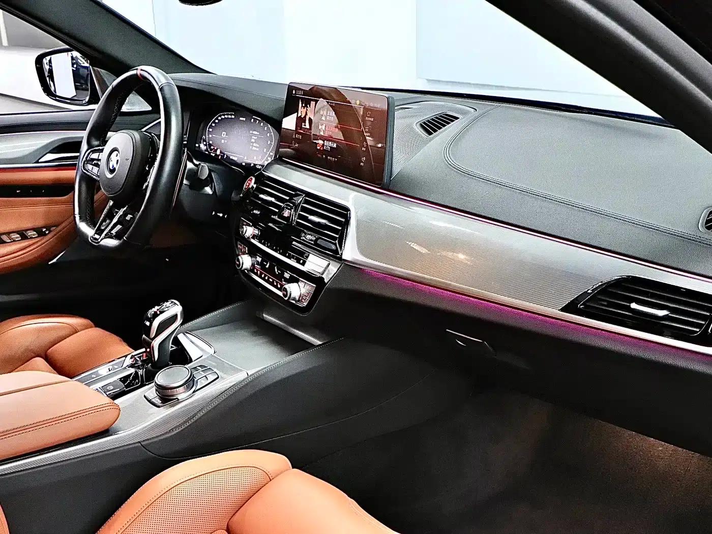 2021 BMW M5 — миниатюра 14