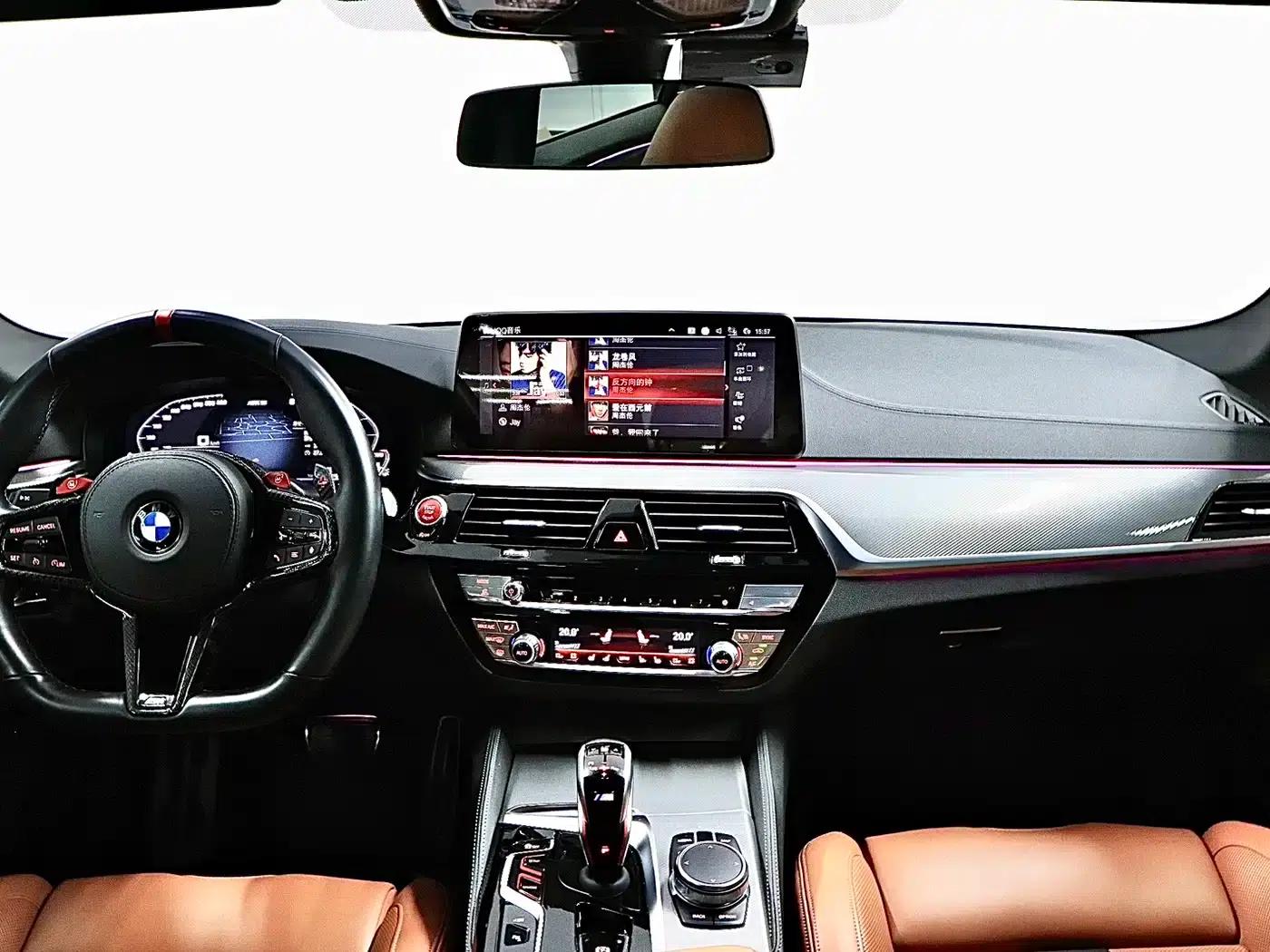 2021 BMW M5 — миниатюра 17