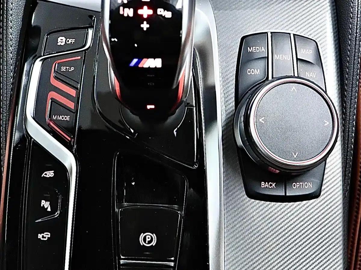 2021 BMW M5 — миниатюра 19