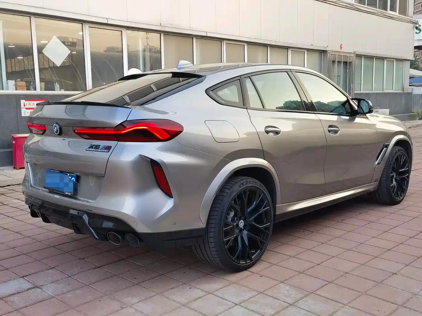 2022 BMW X6 M — миниатюра 16