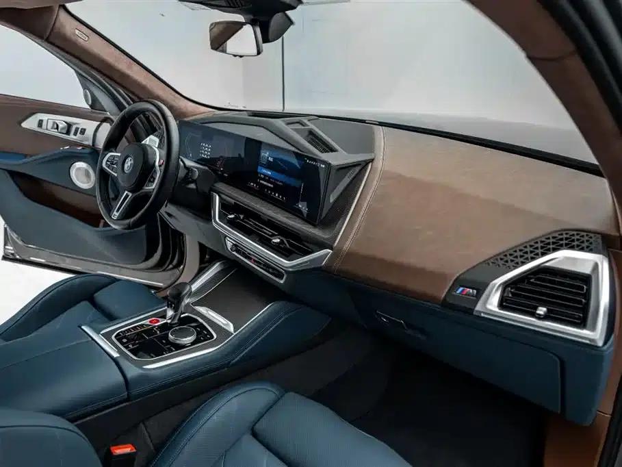 BMW XM 2023 50e — миниатюра 24