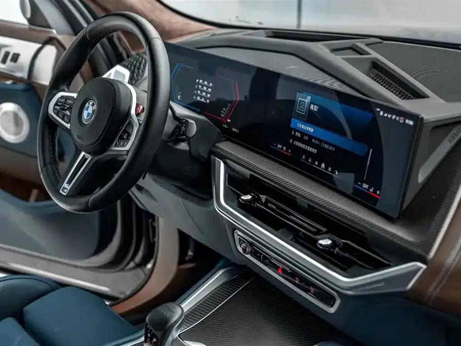 BMW XM 2023 50e — миниатюра 25