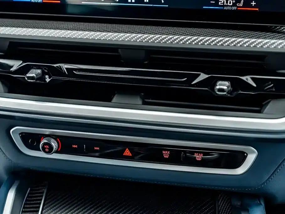 BMW XM 2023 50e — миниатюра 35