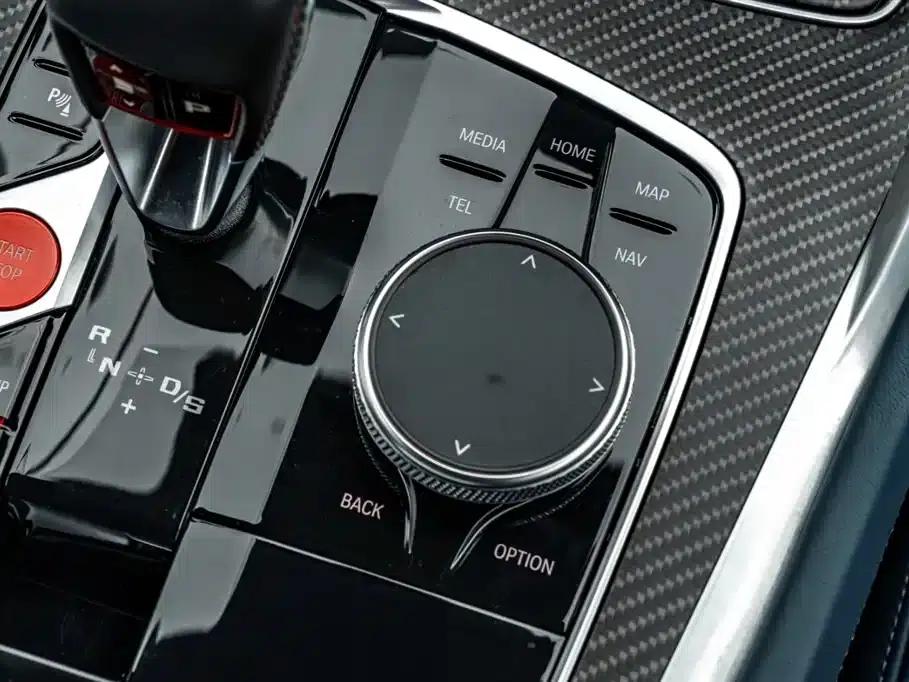 BMW XM 2023 50e — миниатюра 38