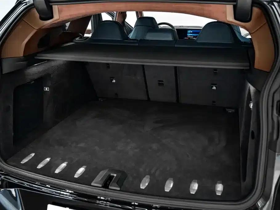 BMW XM 2023 50e — миниатюра 48
