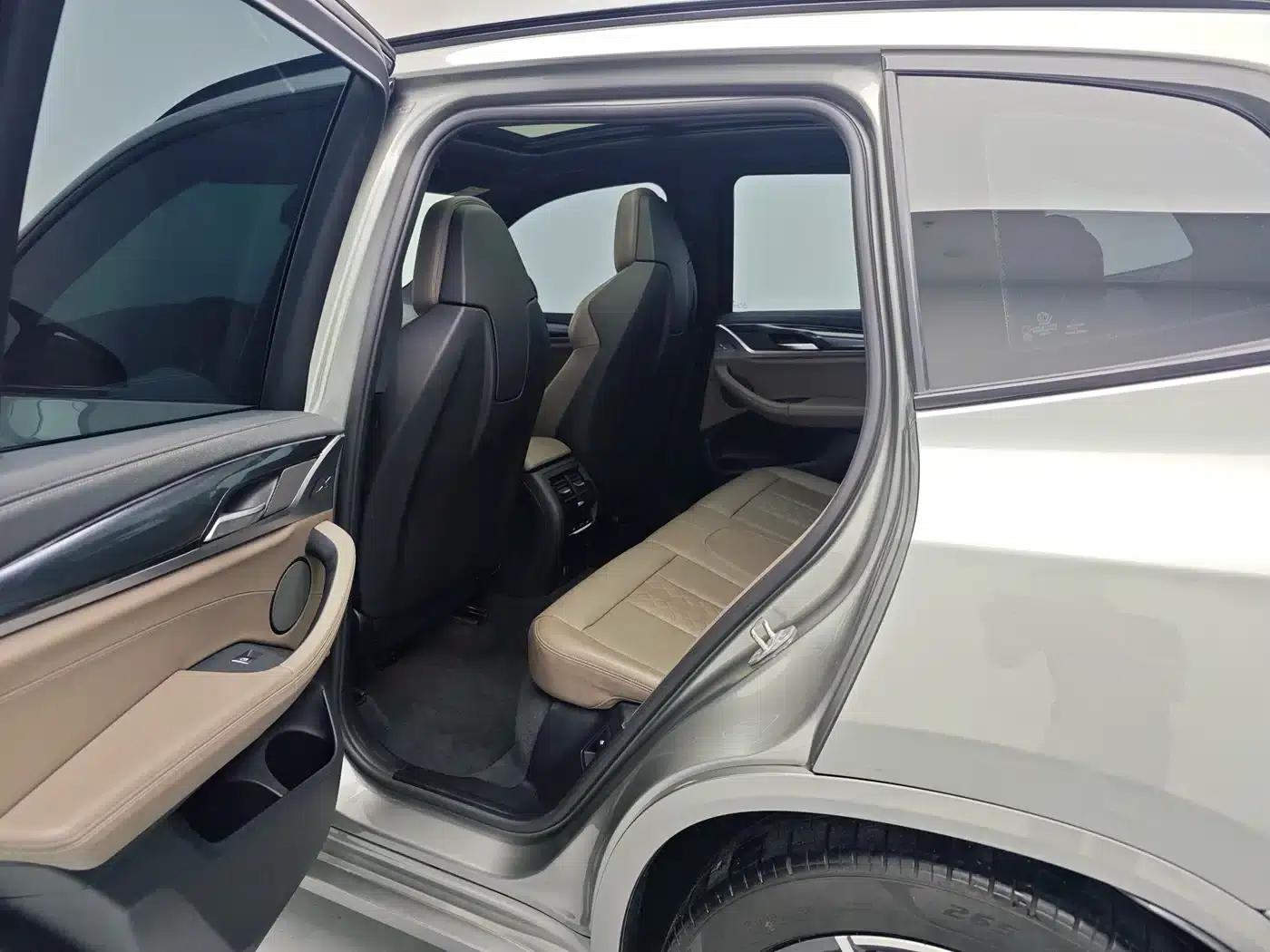 2019 BMW X3 M — миниатюра 17