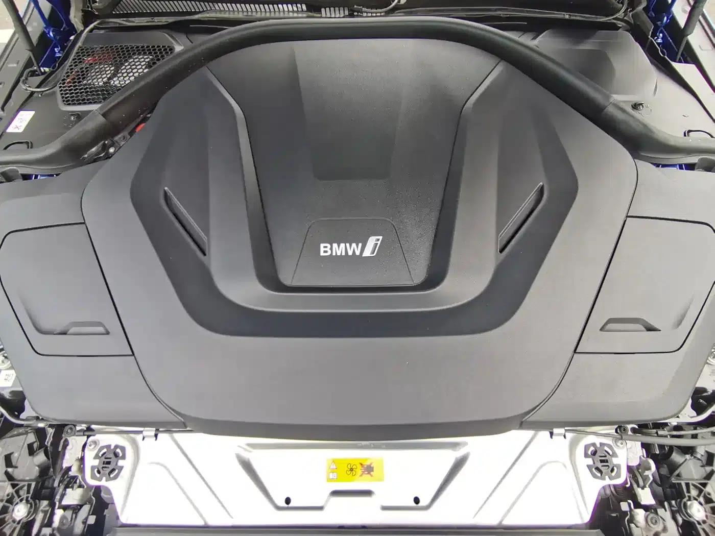 BMW i4 2022 M50 — миниатюра 26