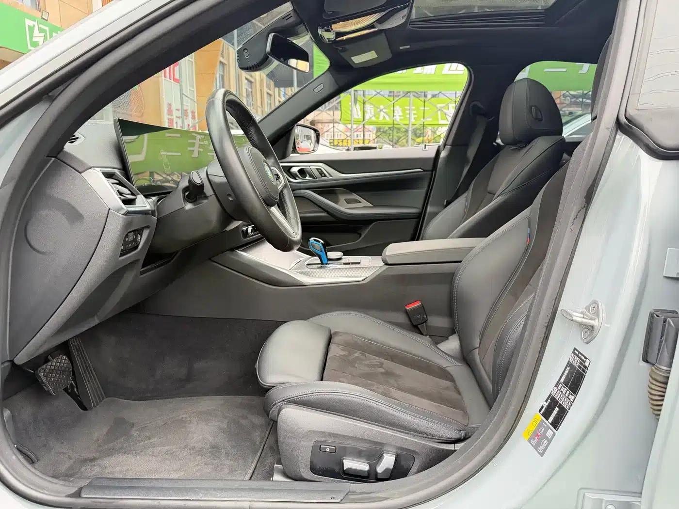 BMW i4 2022 eDrive40 — миниатюра 5