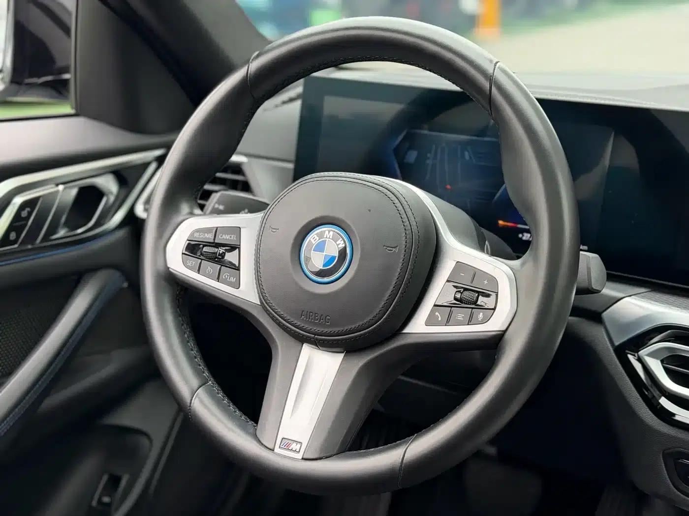 BMW i4 2022 eDrive40 — миниатюра 9
