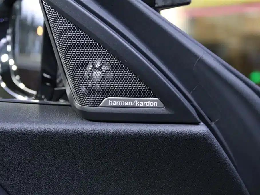 2023 BMW M240i — миниатюра 11