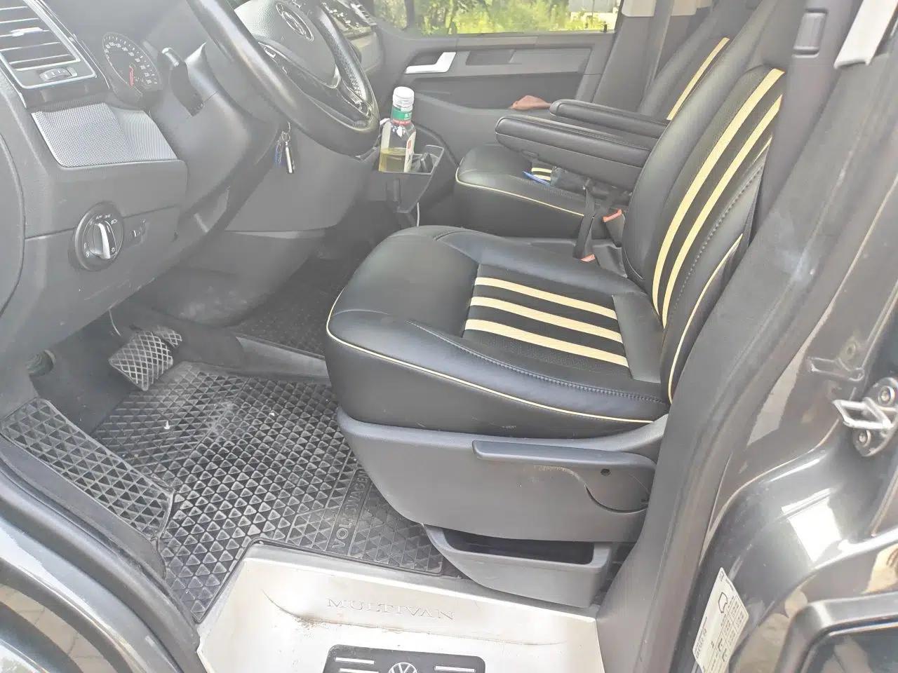 Volkswagen Multivan Volkswagen 2017 Multivan, 2.0T gasoline, automatic transmission, seven seats, four-wheel drive, with a differential lock. — миниатюра 15