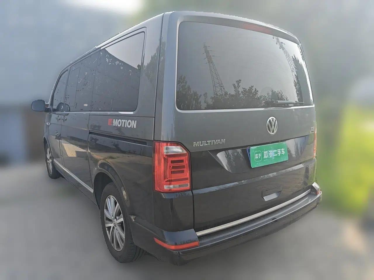 Volkswagen Multivan Volkswagen 2017 Multivan, 2.0T gasoline, automatic transmission, seven seats, four-wheel drive, with a differential lock. — миниатюра 4