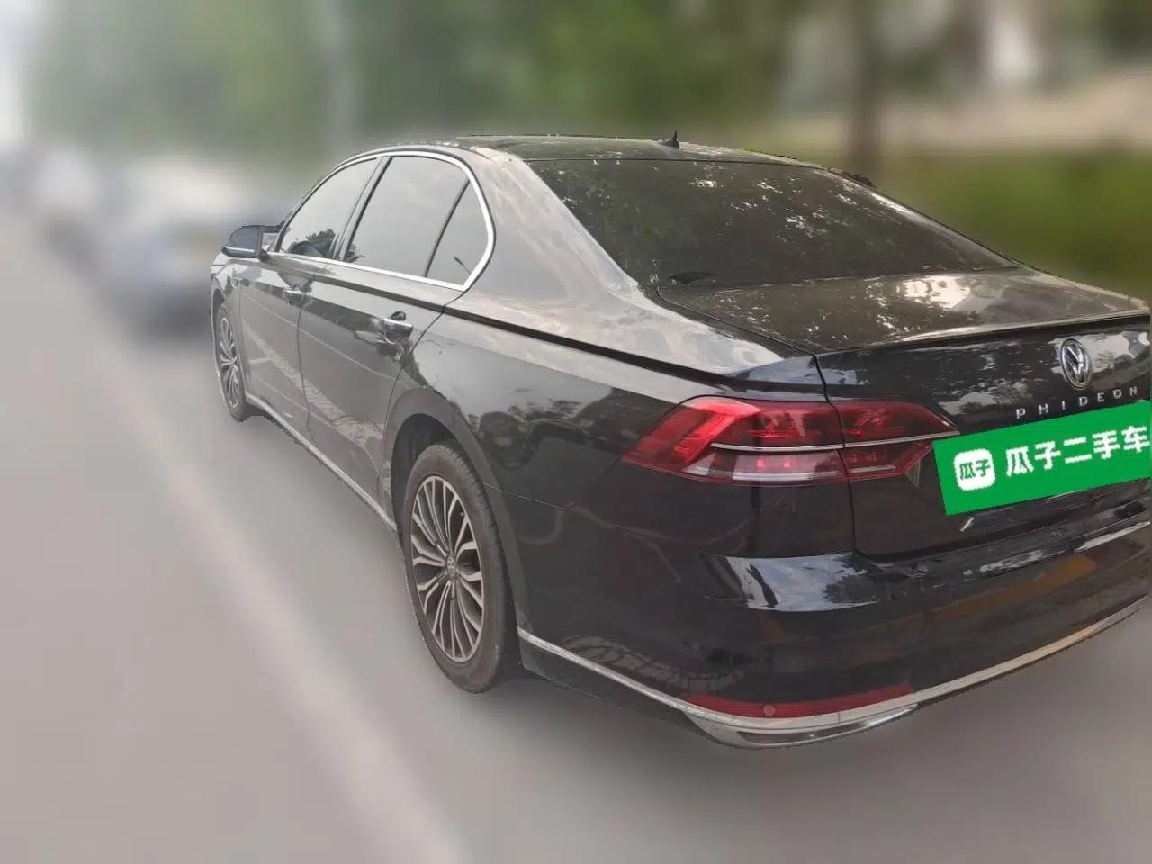 Volkswagen Phideon 2018 380TSI Two-Wheel Drive Business Edition — миниатюра 4