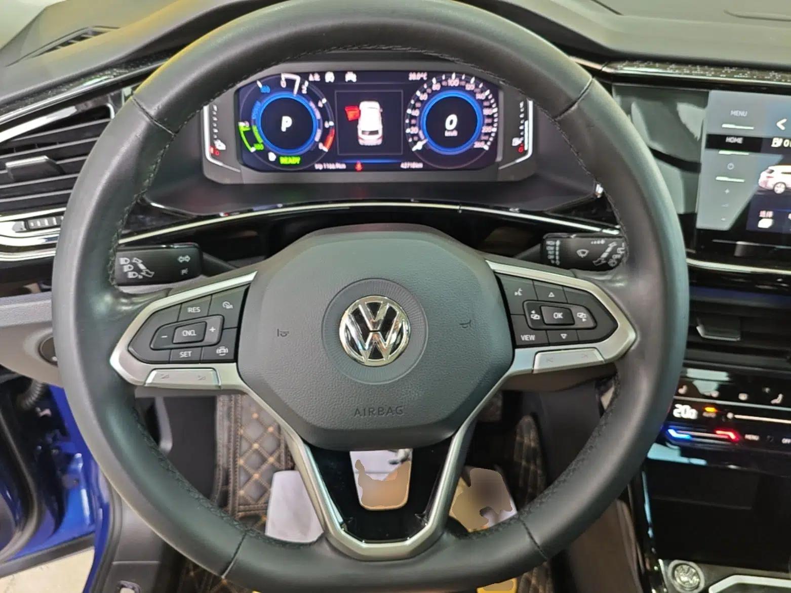 Volkswagen Tayron GTE Plug-in Hybrid 2020 1.4T Luxury Model — миниатюра 13