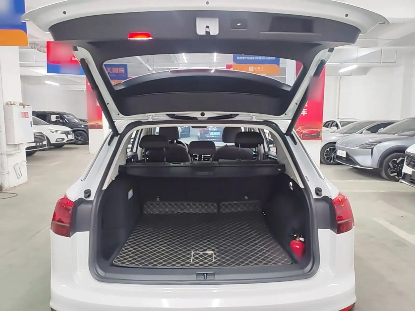 Volkswagen Tayron GTE Plug-in Hybrid 2020 1.4T Luxury Model — миниатюра 22