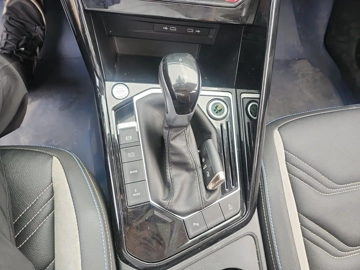 Volkswagen Tayron GTE Plug-in Hybrid 2022 1.4T Luxury Edition — миниатюра 14