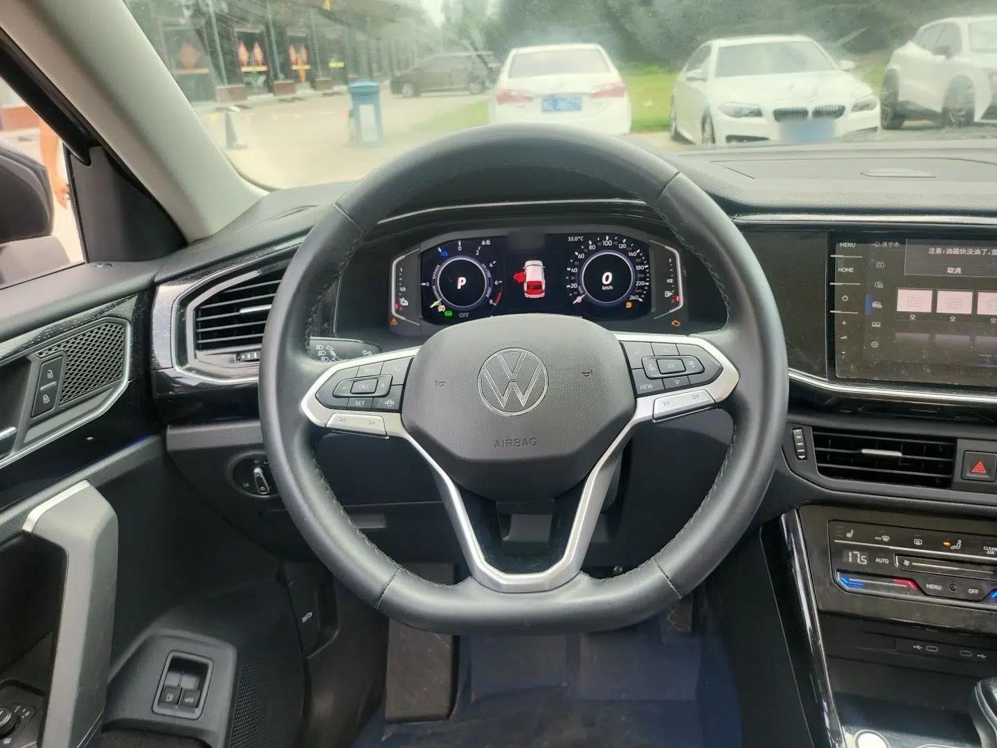 Volkswagen Tayron GTE Plug-in Hybrid 2022 1.4T Luxury Edition — миниатюра 10