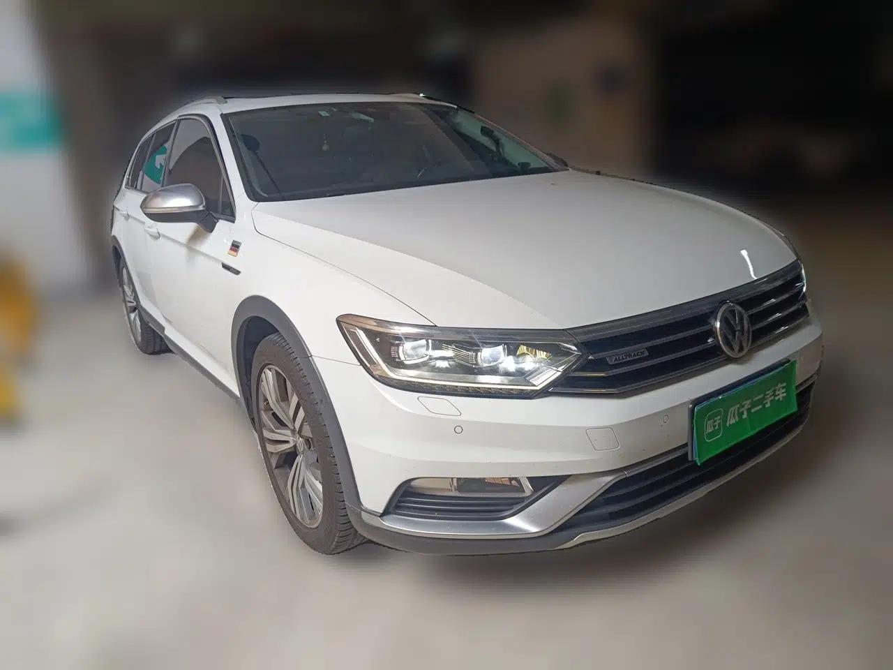 Volkswagen Variant 2017 380TSI Four-Wheel Drive Longitudinal Version — миниатюра 3