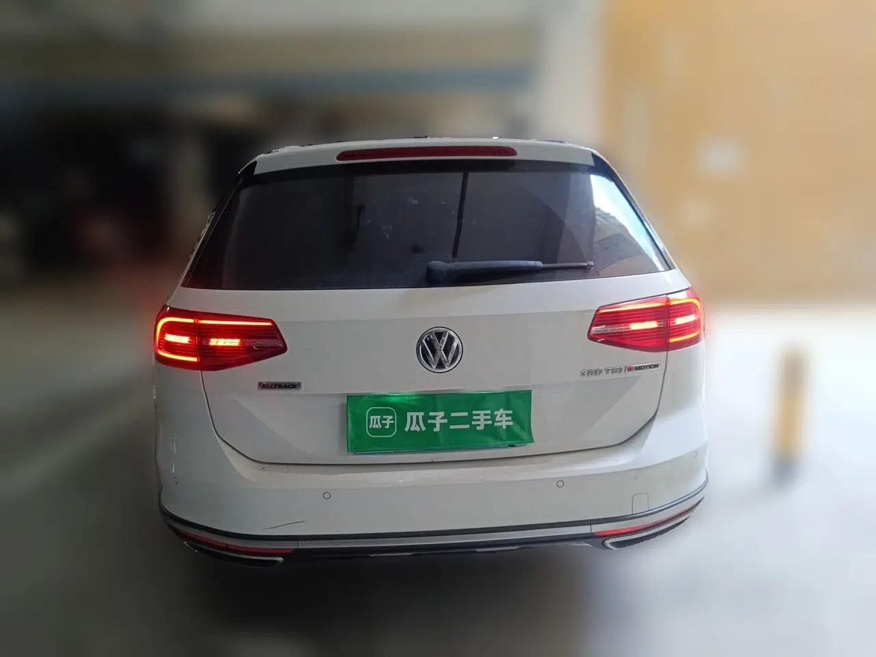 Volkswagen Variant 2017 380TSI Four-Wheel Drive Longitudinal Version — миниатюра 5