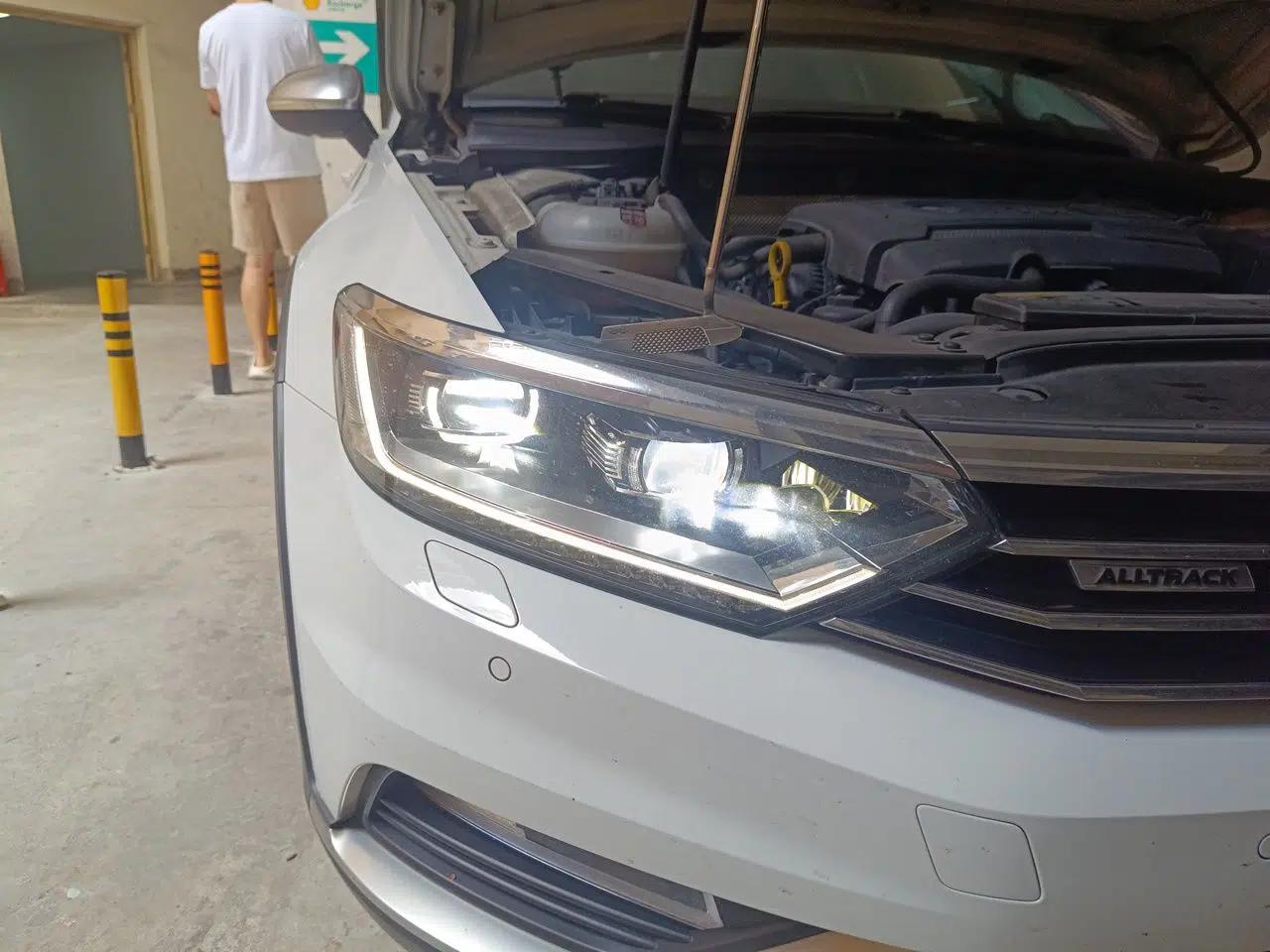 Volkswagen Variant 2017 380TSI Four-Wheel Drive Longitudinal Version — миниатюра 7