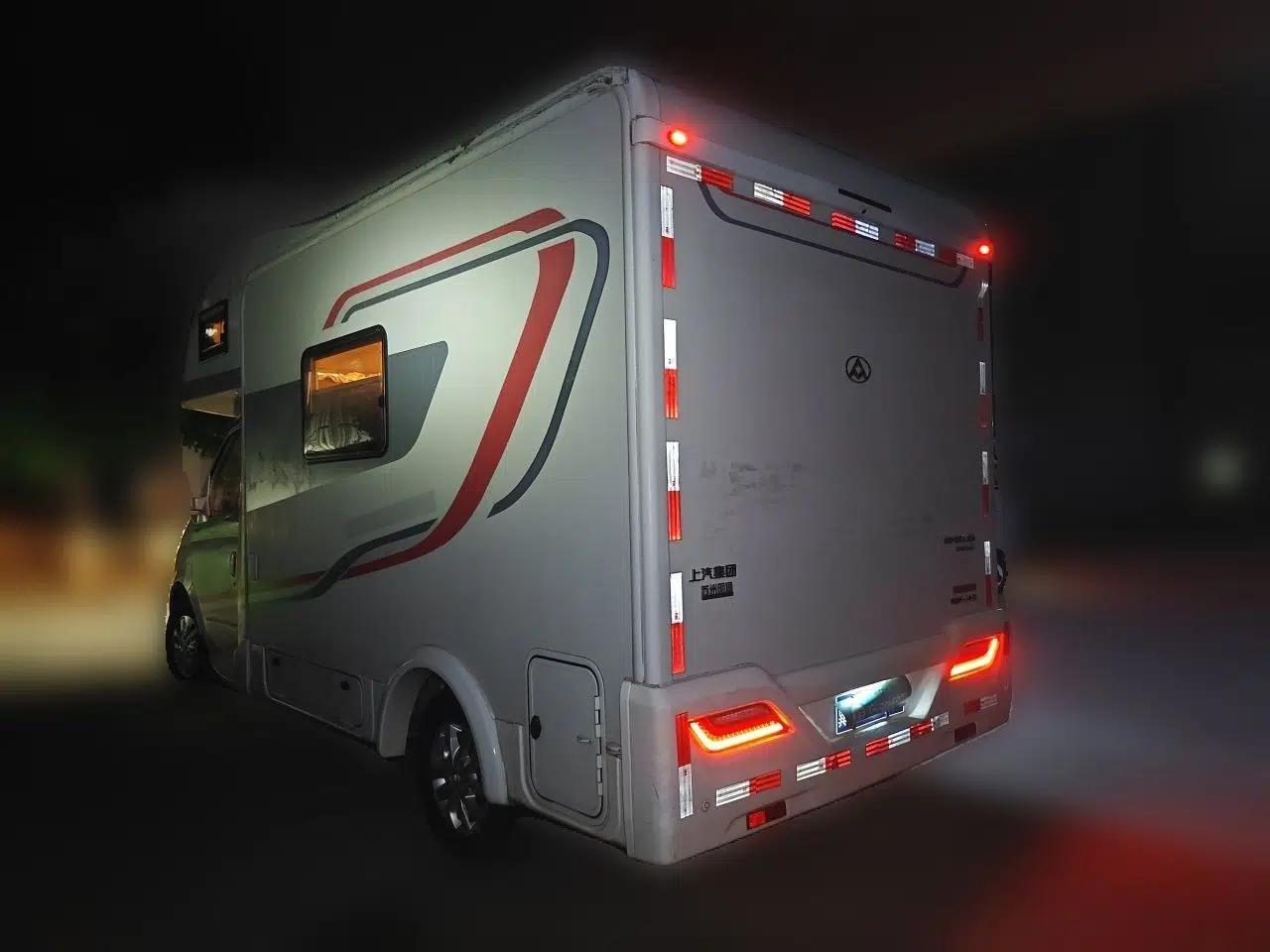 SAIC MAXUS V80 RV Dashing V80 RV, 2018 model, 2.5L turbo, automatic transmission, 6 seats — миниатюра 4