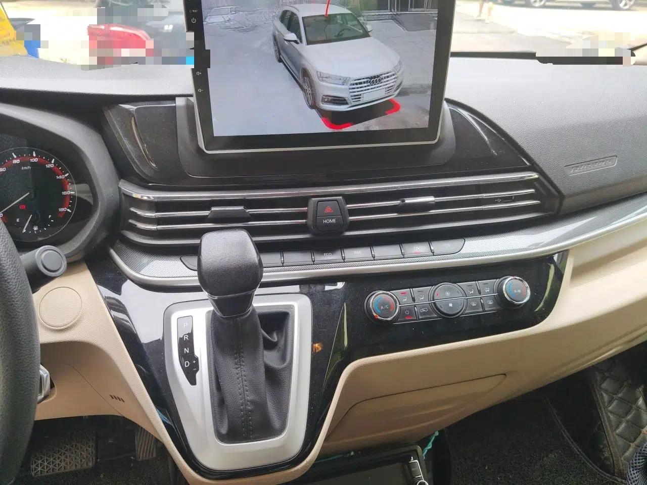 SAIC MAXUS Xintu V90 2019 2.0T Automatic ZhiDa Rear-Drive Dual-Tire Extended Wheelbase High-Roof 9-Seater — миниатюра 13