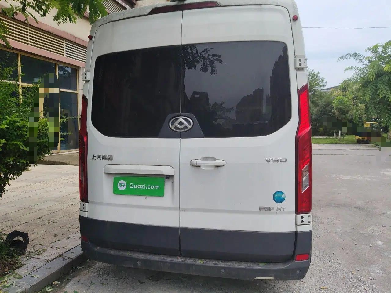 SAIC MAXUS Xintu V90 2019 2.0T Automatic ZhiDa Rear-Drive Dual-Tire Extended Wheelbase High-Roof 9-Seater — миниатюра 5