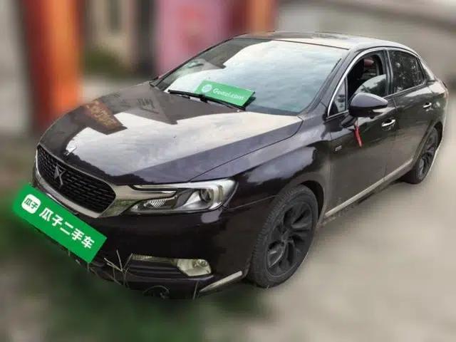 DS 5LS 2014 1.6T Luxury Edition THP160