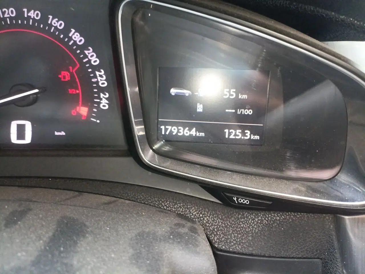 DS 5 2014 1.6T Luxury Edition THP160 — миниатюра 12