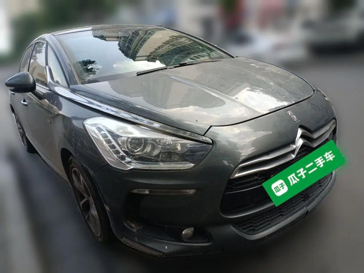 DS 5 2014 1.6T Luxury Edition THP160 — миниатюра 3